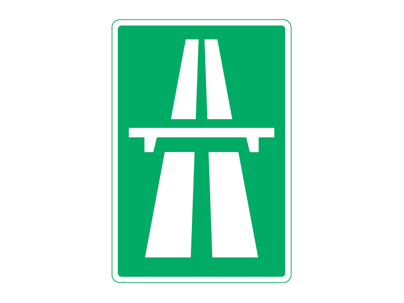 E42 - Motorvej. Tavlen angiver vejstrækning, hvor de særlige regler om kørsel på motorvej og til- og frakørselsveje til motorvej gælder, jf. færdselslovens §§ 44-47.