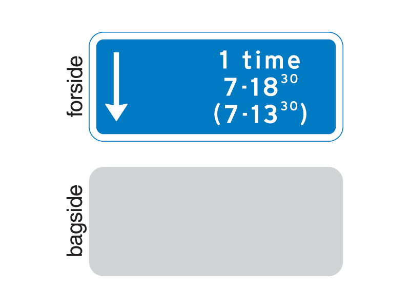 Ue33_3_2 - Parkeringsbestemmelsen gælder efter tavlen i begrænset periode inden for angivet tidsrum. Undertavlen angiver, at parkering er tilladt efter tavlen i højst 1 time inden for følgende tidsrum: Hverdage: 7-18³º Lørdage: 7-13³º